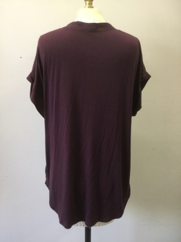 PLEIONE, Aubergine Purple, Polyester, Rayon, Solid, Woven Front, Knit Back, V-neck, Cap Cuffed S/S,