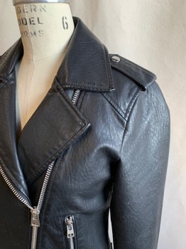 Womens, Leather Jacket, TOPSHOP, Black, Faux Leather, Polyester, Solid, 4, Motorcycle Style Jacket, Zip Front, Collar Attached, 2 Zip Pockets, Snap Epaulets, Zips at Cuff, Buckle Tabs at Side Waist