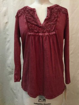 Womens, Top, LUCKY, Red, Cotton, Heathered, Novelty Pattern, XS, Heather Red, Novelty Print Yolk, V-neck, 3/4 Sleeves