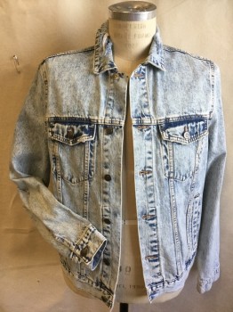 Mens, Jean Jacket, FOREVER 21 MEN, Blue, Cotton, Solid, S, Acid Washed Blue Denim, Collar Attached, Brass Button Front, 4 Pockets, Long Sleeves, Ripped/torn on Collar & Both Sleeves Elbow)