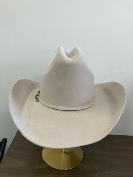 Mens, Cowboy Hat, 7 1/4, Beige Felt, Through Roads, Matching Felt Band with Silver Buckle And Tip