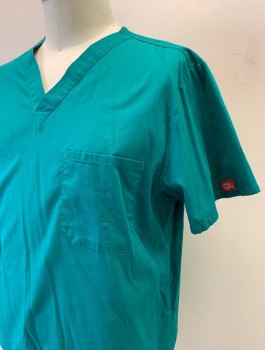 Unisex, Scrub Top, DICKIES, Emerald Green, Cotton, Polyester, Solid, XL, Short Sleeves, V-neck, 1 Patch Pocket at Chest
