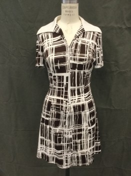 N/L, Dk Brown, White, Polyester, Abstract , Abstract Grid, 3/4 Zip Front, Solid White Collar Attached, Short Sleeves, Knee Length