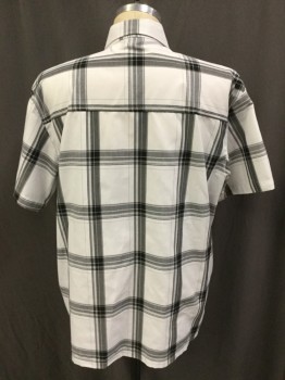 Mens, Casual Shirt, YAGO, White, Black, Gray, Polyester, Plaid, M, Button Front, Short Sleeves, Collar Attached, 1 Pocket,