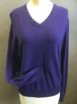NEIMAN MARCUS, Dk Purple, Cashmere, Solid, Long Sleeves, V-neck,