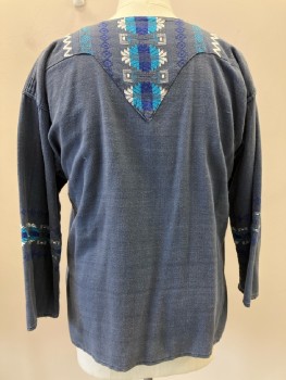 N/L, Blue, White, Turquoise Blue, Cotton, Ikat, V-N, L/S, Vertical Pattern, Side Vents