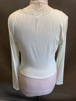 SOCIALITE, White, Polyester, Spandex, Scoop Neck, Lace Trim, L/S, Ribbed