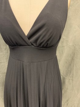 Womens, Dress, Sleeveless, SPEECHLESS, Black, Polyester, Spandex, Solid, M, Surplice Gathered Top, 2" Waistband, Iron Pleated Skirt, Draped Back, Self Attached Back Belt, Spaghetti Strap Tie at Back Neck