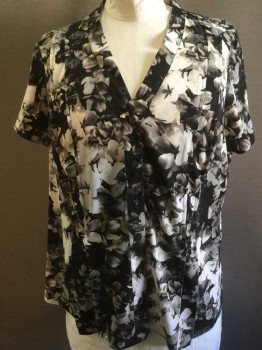 Womens, Blouse, CROFT & BARROW (L&L), Black, Gray, Off White, Beige, Polyester, Floral, 2X, V-neck, 2 Pleat From Shoulder, Small Short Sleeves,