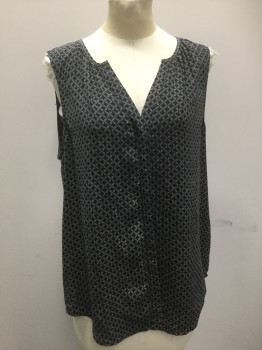 JOIE, Black, Cream, Silk, Geometric, Shell Blouse. Novelty Diamond Print. Scoop Neck with Gathered Front. Hidden Button Placet. Sleeveless