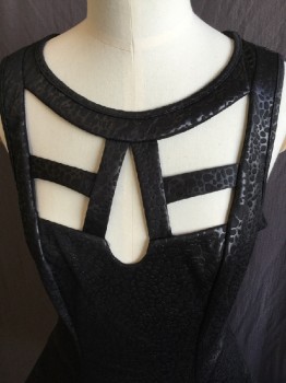 Womens, Top, 2B   (BEBE), Silver, Black, Polyester, Spandex, Abstract , XS, Round Neck,  with Cut-out Detail Work, Sleeveless, Flair Bottom,