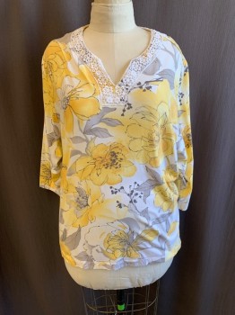 Womens, Top, ALFRED DUNNER, White, Yellow, Gray, Cotton, Spandex, Floral, 3X, Pullover, V-neck, White Crochet Trim, Long Sleeves, Clear Sequins at Center of Some Flowers