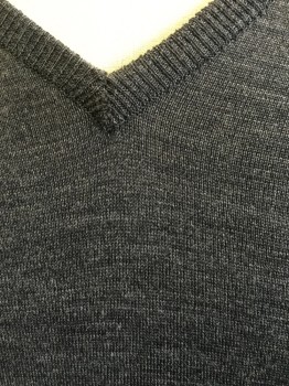 Mens, Pullover Sweater, JOHN SMEDLEY, Heather Gray, Wool, Solid, M, V-neck,