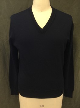 Mens, Pullover Sweater, BROOKS BROTHERS, Navy Blue, Wool, Solid, M, V-neck, Long Sleeves, Ribbed Knit Neck/Waistband/Cuff, Multiples