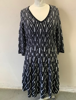 Womens, Dress, Long & 3/4 Sleeve, LANE BRYANT, Black, White, Cotton, Rayon, Abstract , 26/28, Knit, Deep V-neck, 3/4 Sleeves, A-Line, Knee Length
